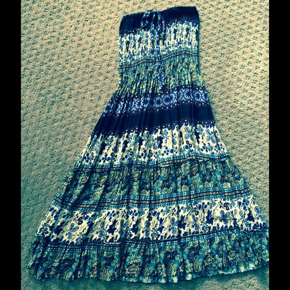 Cute blue / yellow sundress!