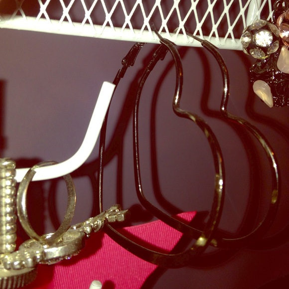 Heart hoop earrings