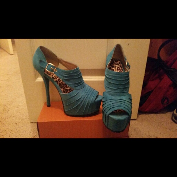 Turquoise Platform 5" Heels