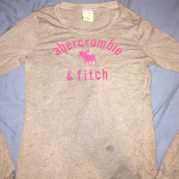 long sleeve grey top
