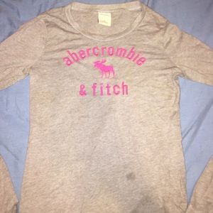 long sleeve grey top