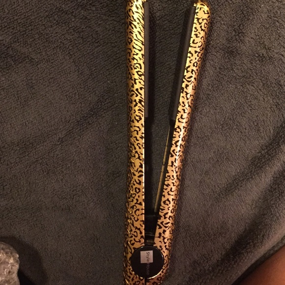 Style House Ceramic Iron