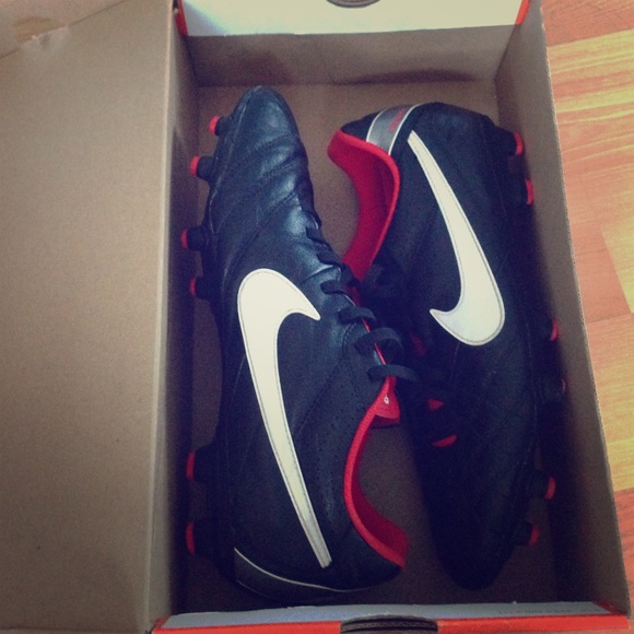 Tiempo natural IV LTR FG cleats - Picture 1 of 4