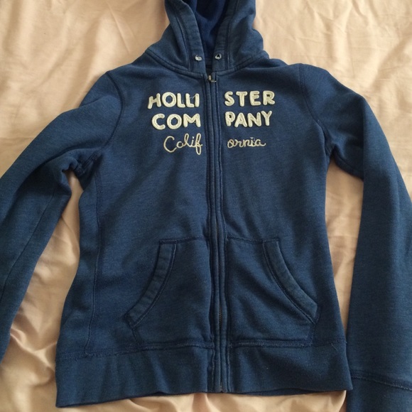 Cornflower Blue Hollister Sweater