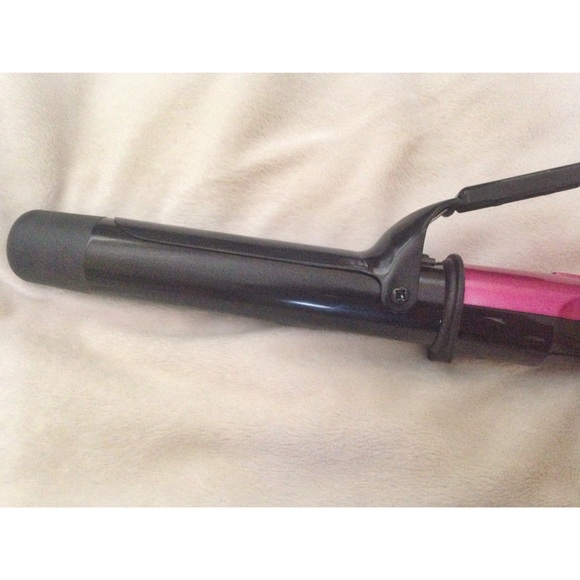 🚫SOLD Hot Tools 1.25" curling iron 💃🏻 - Picture 4 of 4