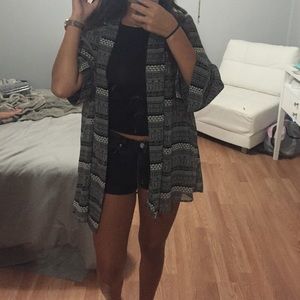 Black and white patterned kimono