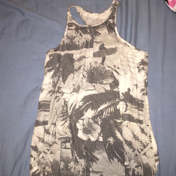 beachy tank