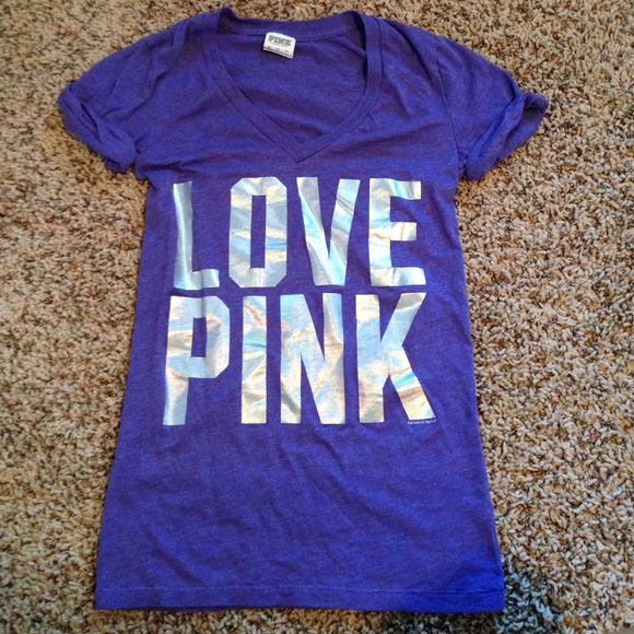 Purple VS PINK V-neck T-shirt