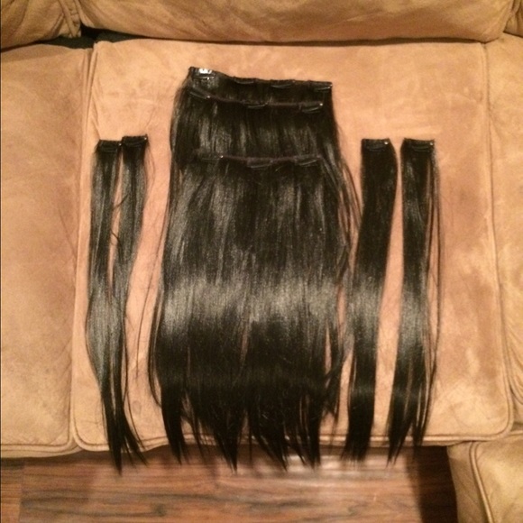 18" off black hair extensions