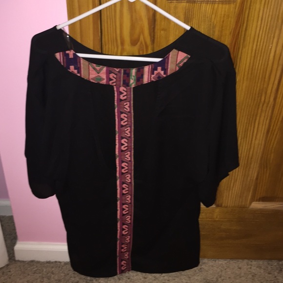 Flowy open back top - Picture 1 of 1