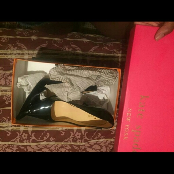 Kate spade patent leather pumps