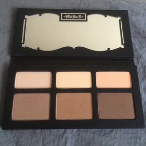 KAT VON D shade & light contour palette