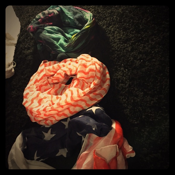 Scarfs 3 for 5$