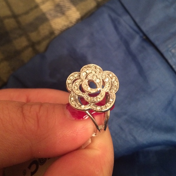 Rose Ring - Picture 3 of 4