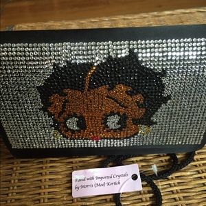 Gorgeous Crystal Clutch