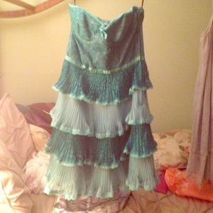 Betsey Johnson evening dress real/ light blue
