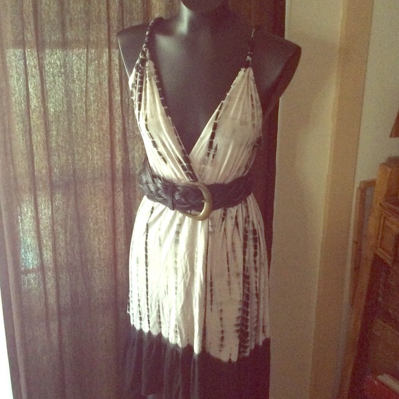 Kathmandu Imports Dresses & Skirts - Kathmandu Imports hi-lo tiedye twisted strap dress