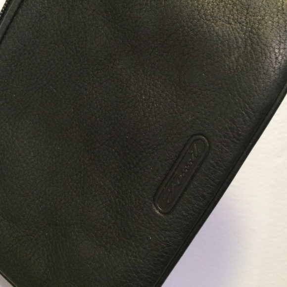 Genuine Leather Fossil Wristlet - Picture 2 of 2