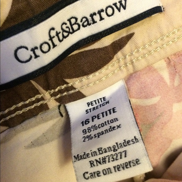 Tan W/Flowers Skort - Picture 3 of 4