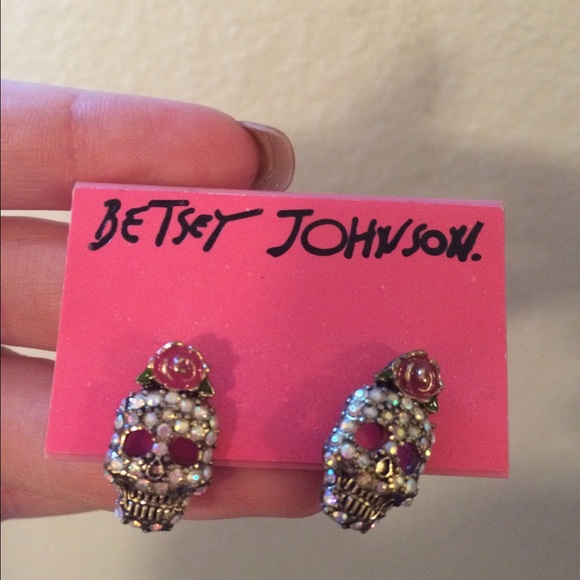 BETSEY JOHNSON earrings