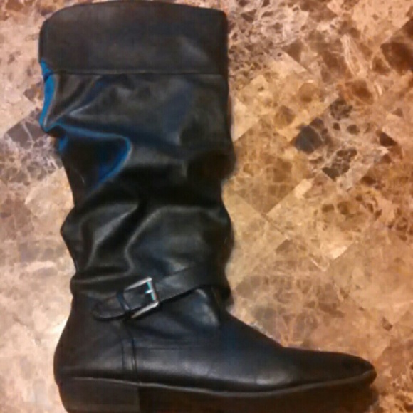 Black fashion boots