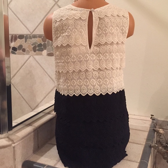 Joie Black & White Eyelet Tank Size Medium - Picture 3 of 3
