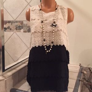 Joie Black & White Eyelet Tank Size Medium