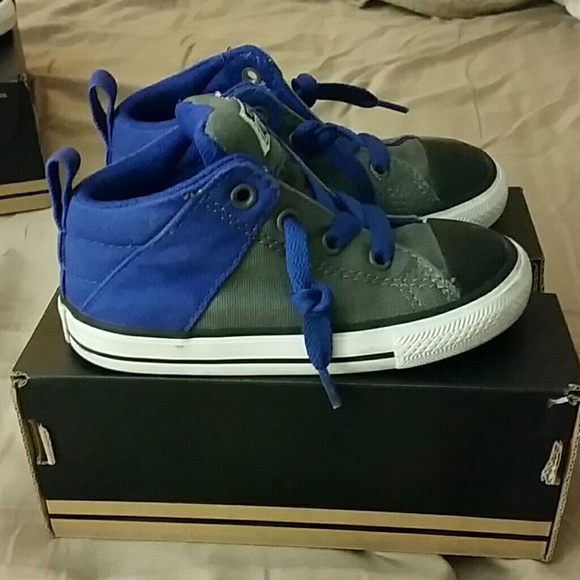 Converse - Picture 3 of 3