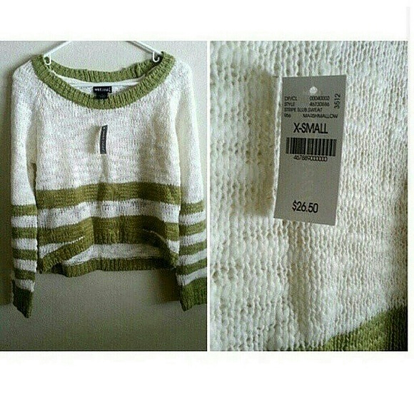 Wetseal cream knit sweater