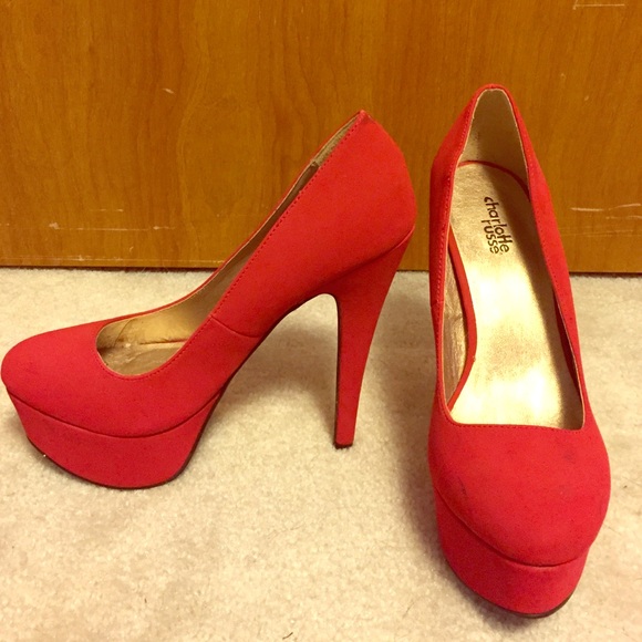 Cute red pumps - Picture 1 of 1