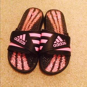 Adidas flip flops