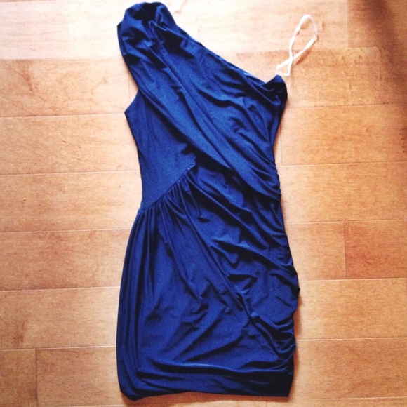 NWT Soprano Navy One-shoulder Ruched bodycon - Picture 2 of 4