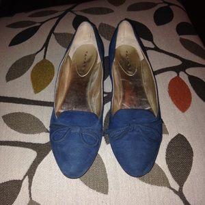 Blue suede Flats