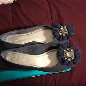 Tommy Hilfiger navy flats