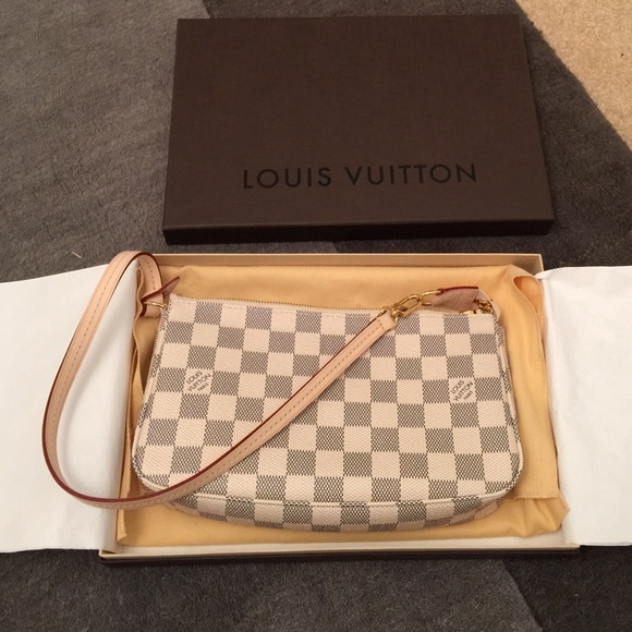 Amazing Louis Vuitton! Never used!! - Picture 4 of 4