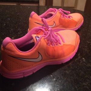 Nike lunarlon size 9 sneakers