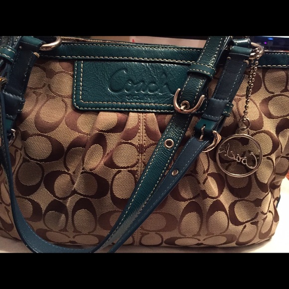 Coach handbag - Picture 2 of 4