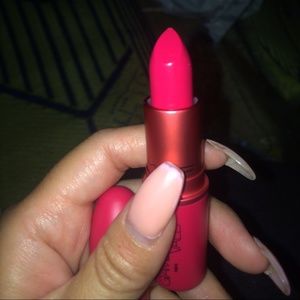 Mac Giambattista lipstick in Tats