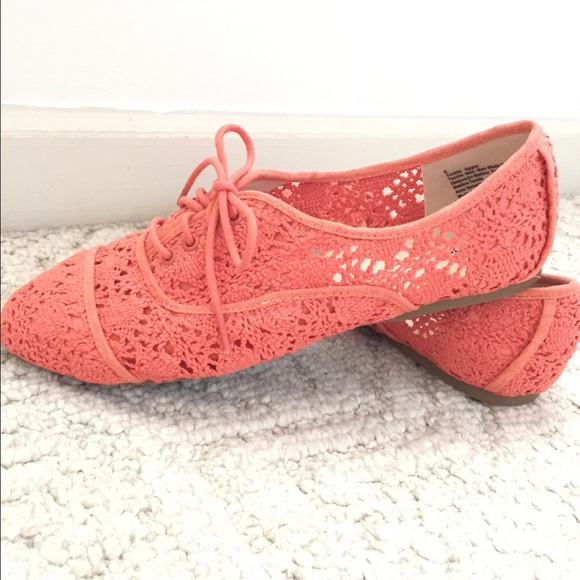 Lace Oxford Inspired Shoes Xhilaration Brand - Picture 2 of 4