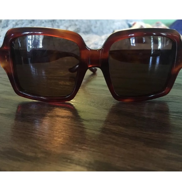 Linda Farrow -The Row Sunnies