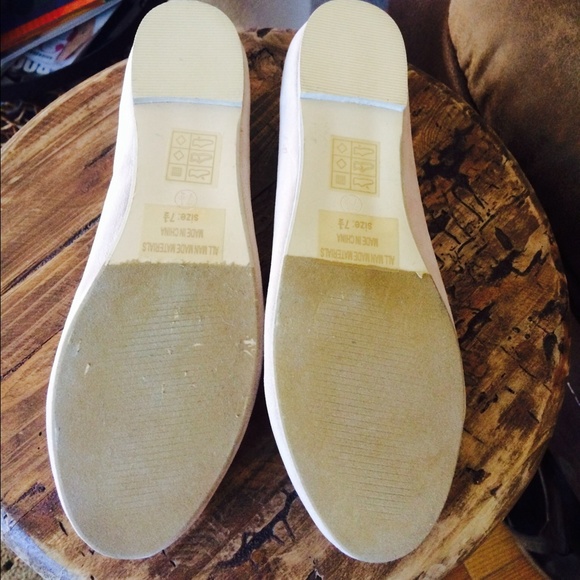 🚫SOLD🚫 Neutral loafers - Picture 4 of 4