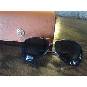 Tory Burch NAVY BLUE aviator Sunnies