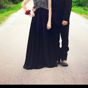 black prom dress