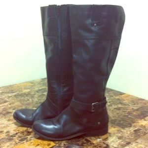 Sold on another site!!!