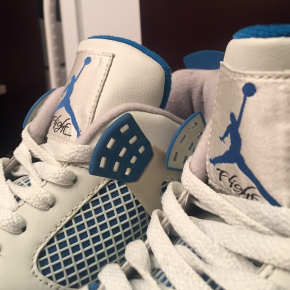 ⚓️2006 Air Jordan IV "Military"⚓️