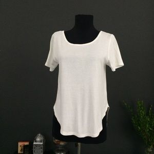 Basics: Dip Hem T-Shirt