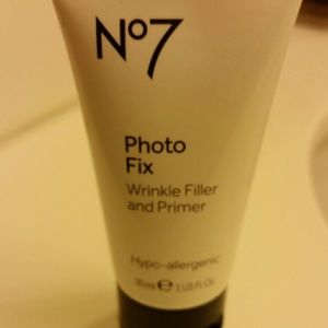 N7 Photo Fix Wrinkle Filler and Primer