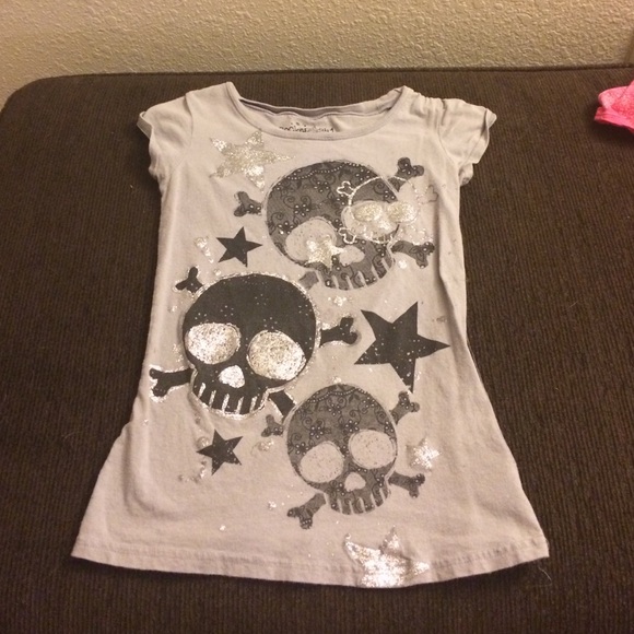 Skull T-shirt