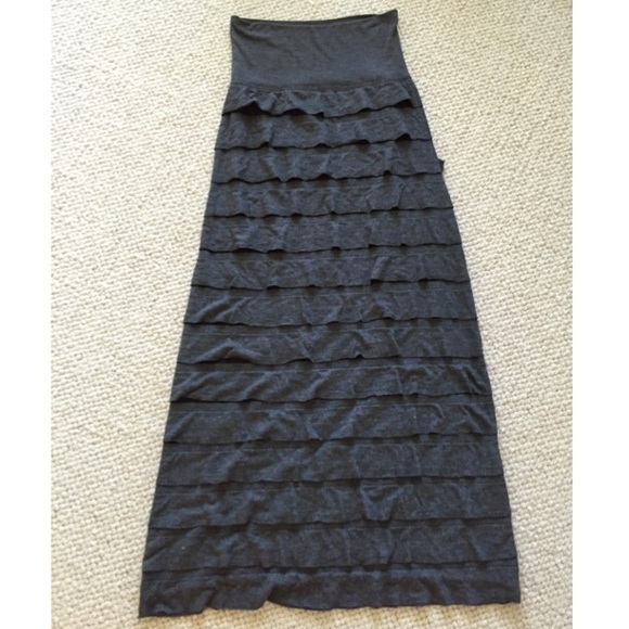 Max studio gray ruffled maxi skirt xs