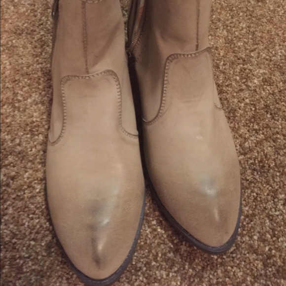 Cute shoes size 10 - Picture 2 of 2